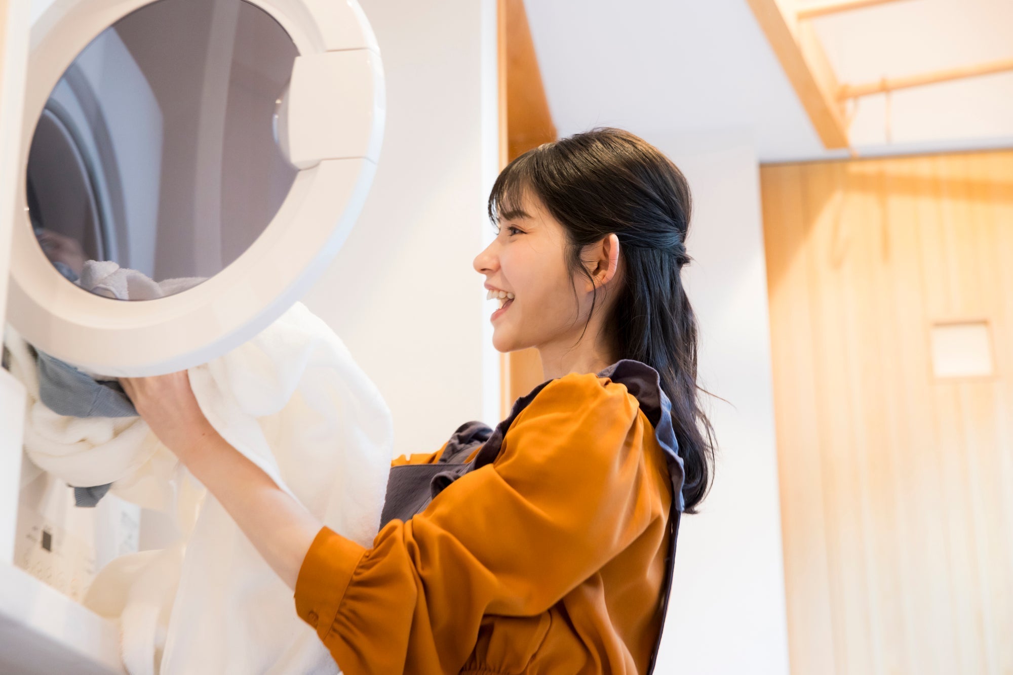 衣類乾燥機の価格と設置費の総額｜電気式・ガス式の初期費用を比較